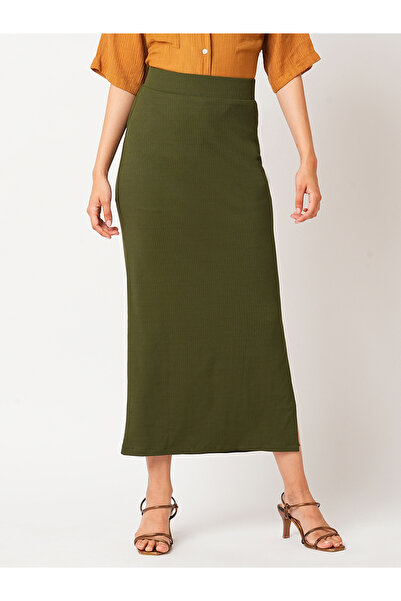 Globus By Styli تنورة ماكسي ضيقة ذات قصة عالية وفتحة جانبية