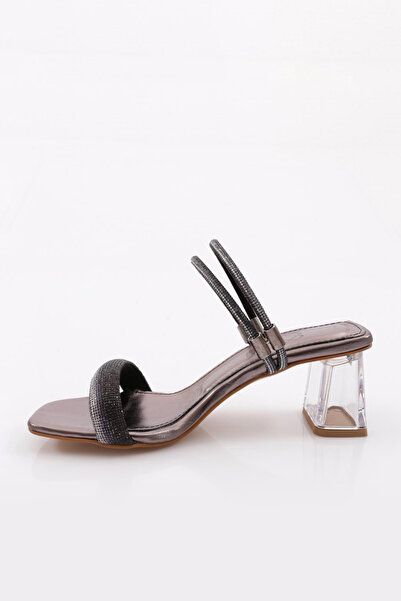 DGN Platinum Metallic Square Toe Women's Heeled Sandals - 10123275