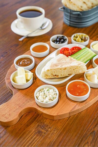 Genel Markalar Ahşap Doğal Gürgen Ağacı Kahvaltı Sunum Tabağı – 10'lu Sosluklu & Oval Tabaklı Tasarım