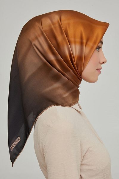 Armine Σειρά Nostalgia Twill μεταξωτό μαντίλι, Αριθμός Mod: 8624D-37