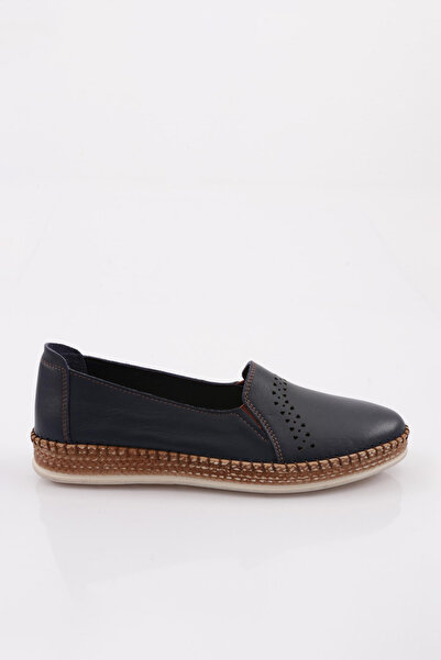 DGN Women's Leather Comfort 26622623