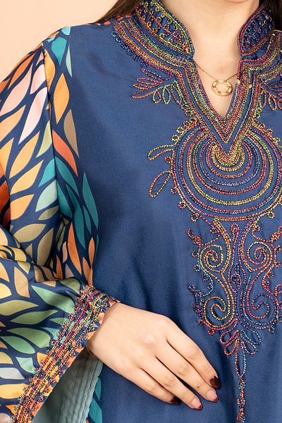 IKKXA Mandarin Collar Embroidered Jalabiya