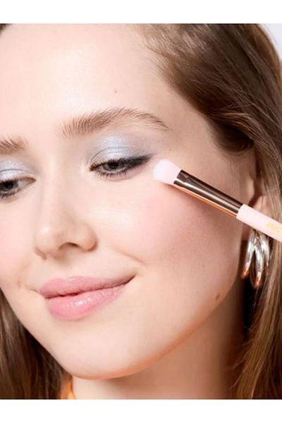 Essence Mickey And Friends Eyeshadow Brush