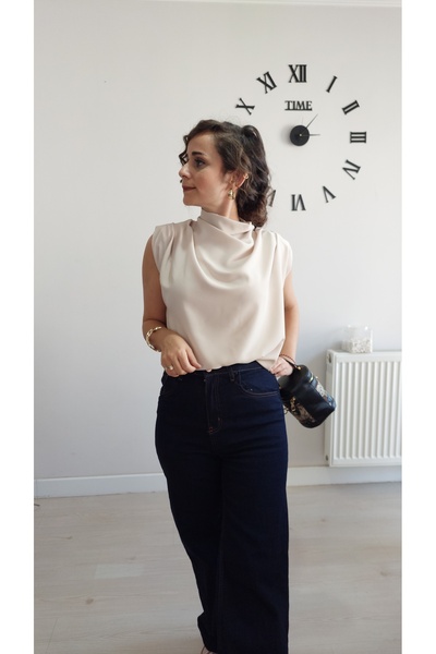 Butik Degaje yaka bluz