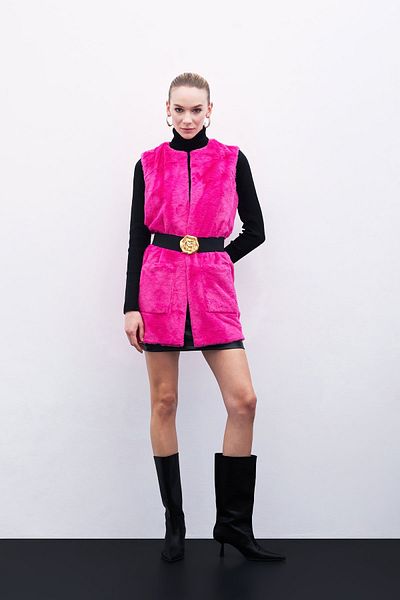 Sateen Pocket Detailed Plush Vest - Fuchsia