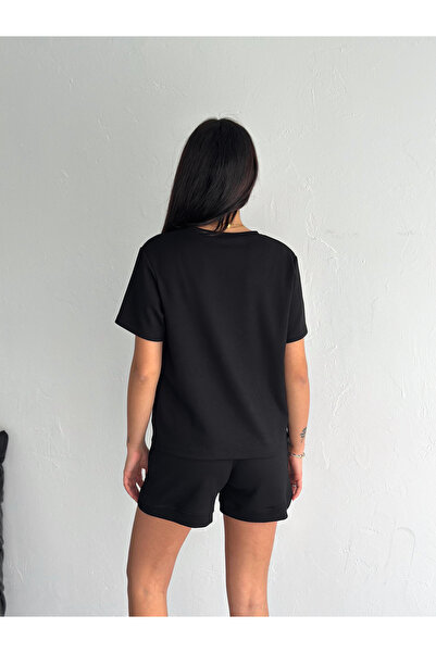 Gugus ΓΥΝΑΙΚΕΙΟ ΚΟΝΤΟ ΣΟΡΤΣ/T-SHIRT 2 ΤΕΜΑΧΙΑ ΚΟΣΤΟΥΜΙ MODAL ΥΦΑΣΜΑ