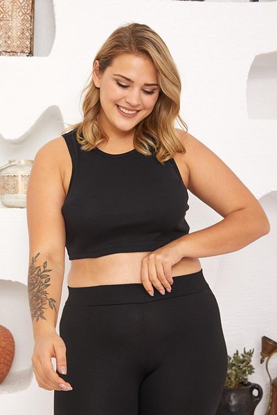 Seamoda Large Size Ribbed Crop Tank-Black