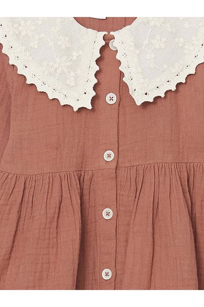LC Waikiki Lcw Kids Braunes Basic-Musselin-Babykleid mit Spitzendetail
