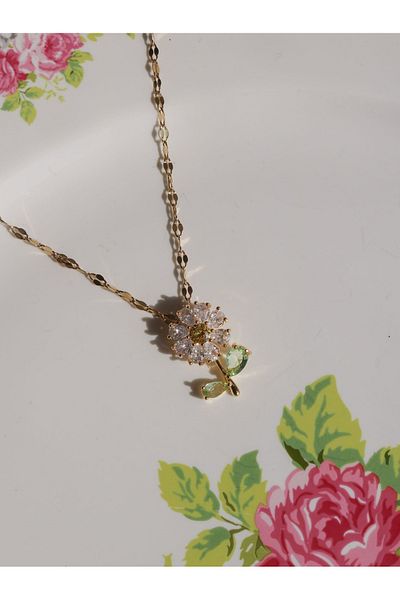 Reorah Collection Zircon Stone Daisy Steel Necklace