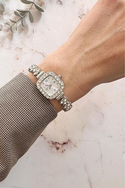 OQQO Oceanus Silver Stone Women's Wristwatch