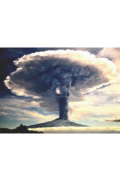 RAVENSBURGER Etna Volcano Puzzle, 1000 Pieces