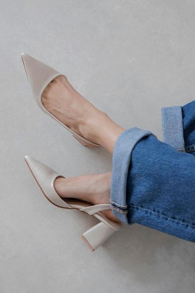 STRASWANS Beige Women's Wrinkled Leather Heeled Shoes