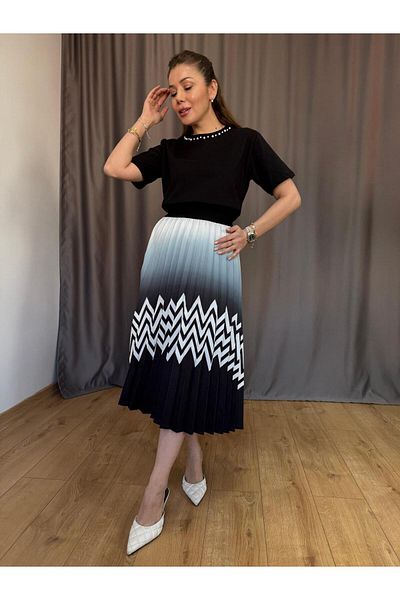 Size Özgü Fusta plisată neagră cu model în zig-zag