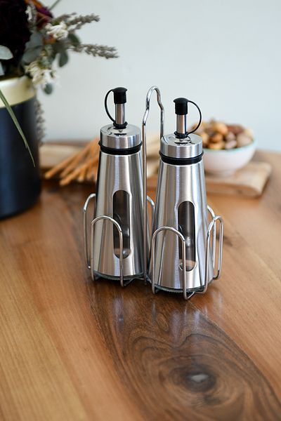Hagen Never Rust Premium Set Metal Coated 2-Piece Glass Oil Pot Vinegar Bowl Set with Metal Stand 165 ml