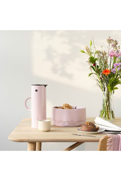 stelton Vacuum insulated mug, EM77 Lavender, 1 liter