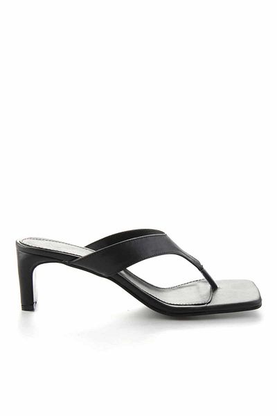 Bambi Women's Black Slippers K04575001209