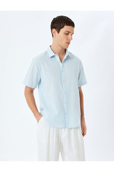 Koton Short sleeve cotton regular fit classic shirt.