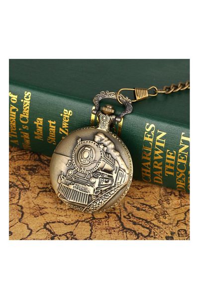 QUARTZ Embossed Train Themed Bracelet Watch