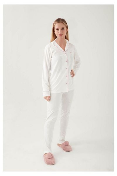 Pierre Cardin Women's Ecru Long Sleeve, Front Buttoned Pajama Set R.O.Z..8.2.E.L.T.8.