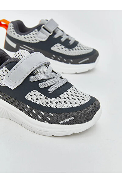 LC Waikiki LCW STEPS Gri Bağcık ve Cırt Cırtlı Erkek Bebek Spor Ayakkabı T T