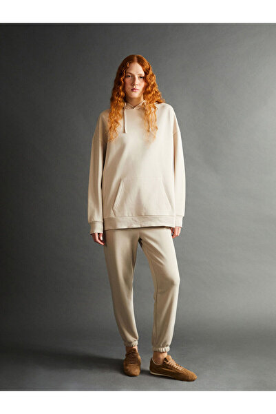 LC Waikiki Nevavm Women's Jogger Sweatpants with Elastic Waist and Contrast Trim