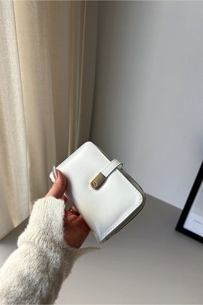 Yuka Atelier Jill Vintage Model Shiny Faux Leather Wallet