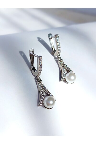 KESKİN GÜMÜŞ 18 Ayar Altın Kaplama Inci V Tasarım Işıltılı Kadın Gümüş Küpe Doğum Günü Hediye