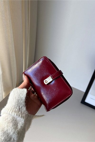 Yuka Atelier Jill Vintage Model Shiny Faux Leather Wallet