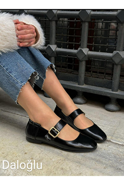 Daloğlu Balerini pentru femei, cu vârf negru, cu cataramă, din piele moale, c...