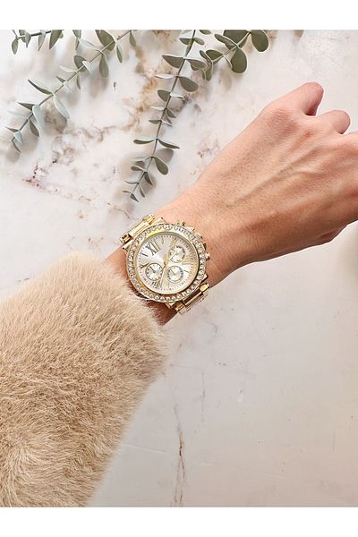 OQQO Lapetus Gold Roman Numeral Women's Wristwatch