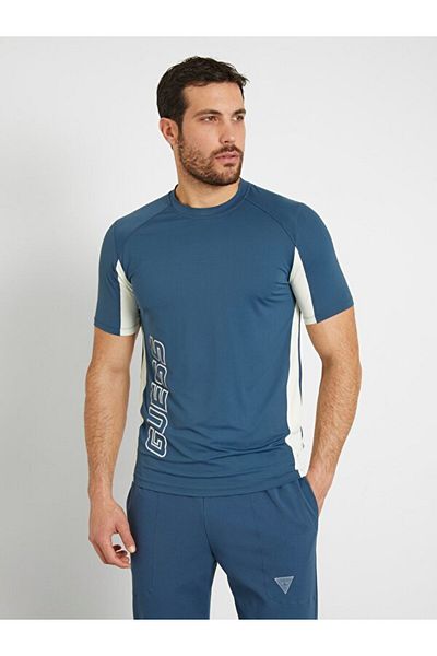 Guess Drugo Men's Active Boxy Fit T-Shirt
