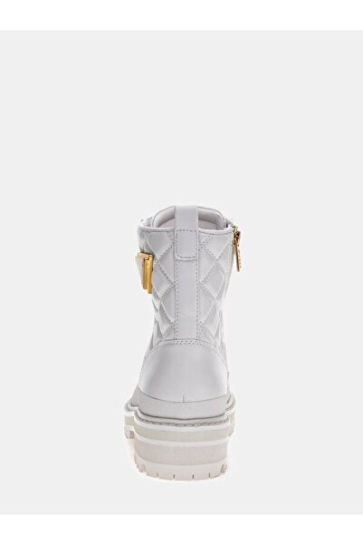 Guess Badae Kadın Bot