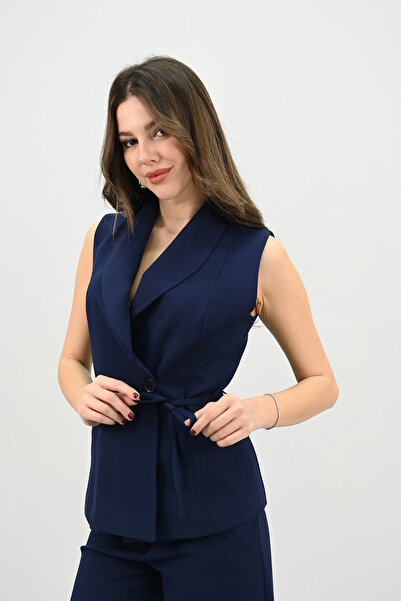 Koza Butik Жіночий комплект жилет з кружевим коміром і зав'язкою на талії 012...