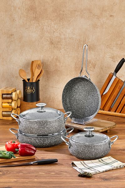 Taç Mastercook Chubby Cookware Set with Gray Metal Handles - 7 Pieces