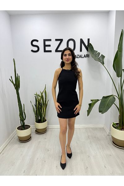 SEZON MAGAZALARI Rochie de damă cu decolteu