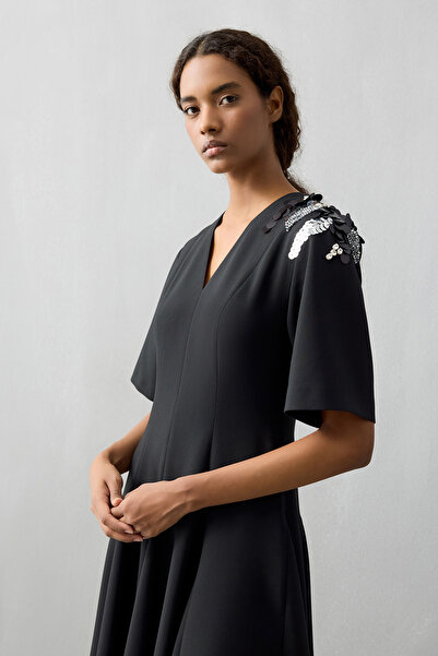 Jus De Pommes SİYAH OMUZU PAYET İŞLEMELİ UZUN ELBİSE