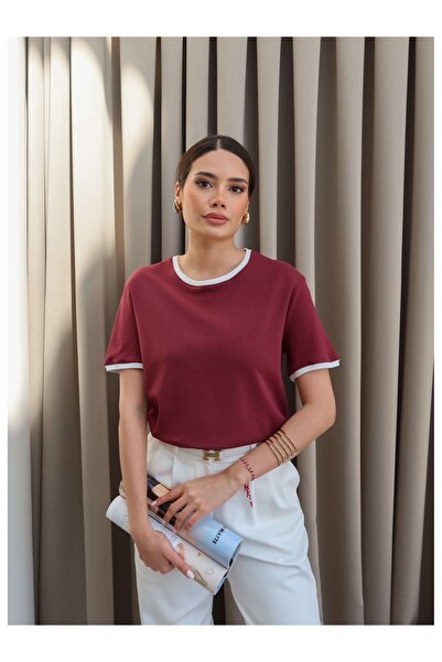 ESRAHELVACI Μπλουζάκι με λαιμόκοψη