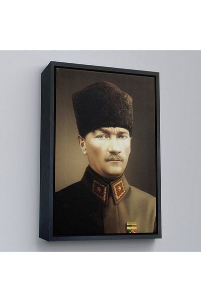 Harita Sepeti Ζωγραφική Πορτρέτο Ατατούρκ με χρυσό πλαίσιο Μουσταφά Κεμάλ Ατατούρκ Ορθογώνιο Διακοσμητικό Πίνακα Ζωγραφικής σε καμβά