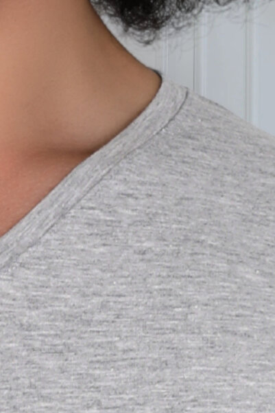 CNT Men's 3-Piece V-Neck T-Shirt