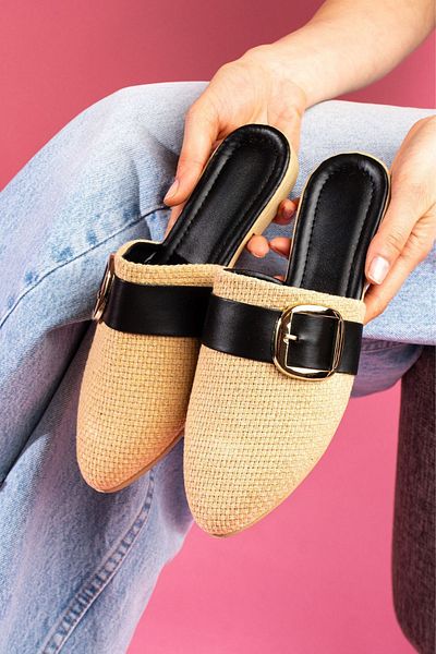 FUGA MODA Pedry Black Gold Buckle Straw Textured Closed Front Slippers