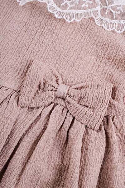 zepkids Τετράγωνο γιακά με βολάν μανίκι Πλήρωμα λαιμόκοψη Κοριτσίστικο φόρεμα με γιακά με δαντέλα σε μπεζ χρώμα