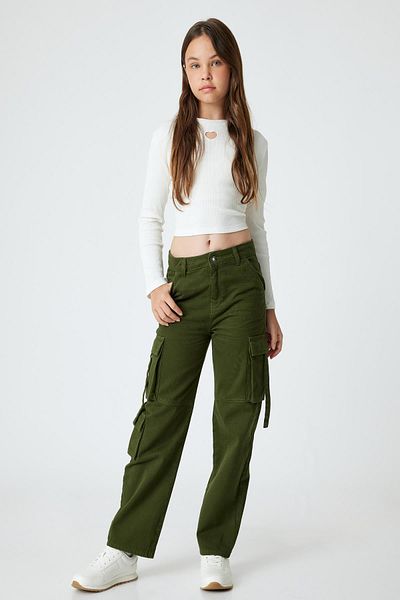 Koton Khakifarbene Mädchenjeans 5WKG40099AD