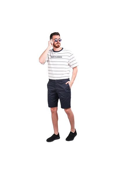 Giordano شورت برمودا رجالي بقصّة Slim Fit من قماش التويل