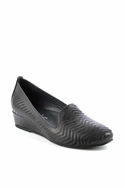 Bambi Schwarze Damenschuhe mit Keilabsatz aus echtem Leder K 01531180303