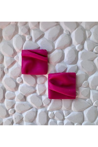 ACCESSORY Fuchsia Square Pattern Earrings Wrinkle Earrings