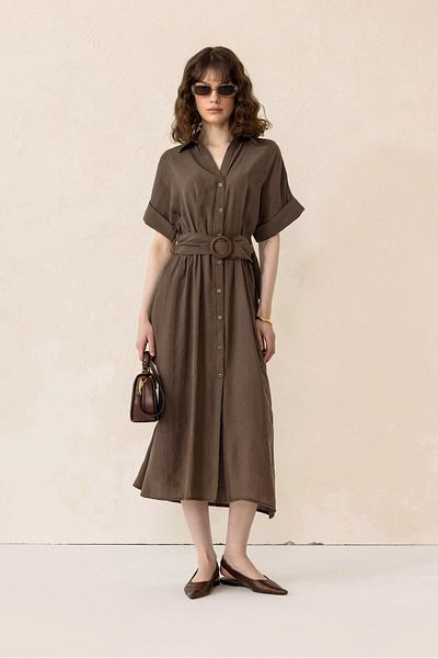 Olcay Gerafftes Modalkleid mit Gürtel und Details in BROWN 9307-E