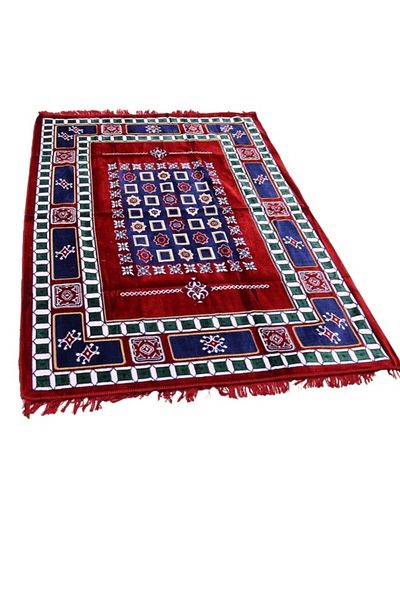 smart home Excellent Turkish Velvet Carpets And Rugs Padded And Soft To The Touch With Beautiful Patterns