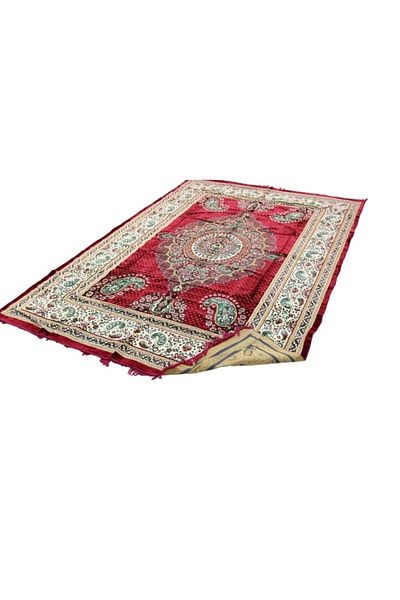 smart home Excellent Turkish velvet carpets and rugs, padded and soft to the touch, with beautiful patterns