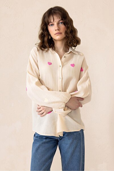 Olcay Heart Embroidered Loose Shirt Bej 9310