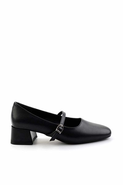 Bambi Classic Black Women's Heeled Shoes - K 01213120509